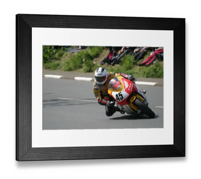 Framed Print : Keith Amor (Honda) 2007 Superbike TT Framed Print : Keith Amor (Honda) 2007 Superbike TT