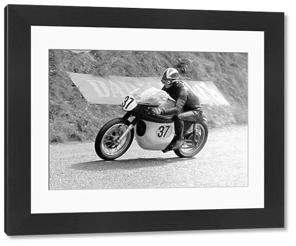 Peter Williams (Matchless) 1966 Senior TT