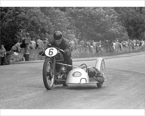 Derek Yorke & George Tyler (Norton) 1954 Sidecar TT