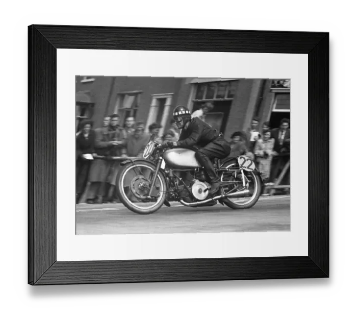 Framed Print : Tommy Wood (Guzzi) 1953 Lightweight TT Framed Print : Tommy Wood (Guzzi) 1953 Lightweight TT
