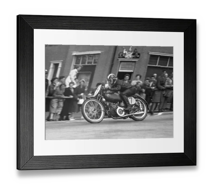 Framed Print : Arthur Wheeler (Guzzi) 1953 Lightweight TT Framed Print : Arthur Wheeler (Guzzi) 1953 Lightweight TT
