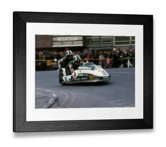 Framed Print : Mal White & Phil Spendlove (Rumbold Yamaha) 1979 Sidecar TT Framed Print : Mal White & Phil Spendlove (Rumbold Yamaha) 1979 Sidecar TT