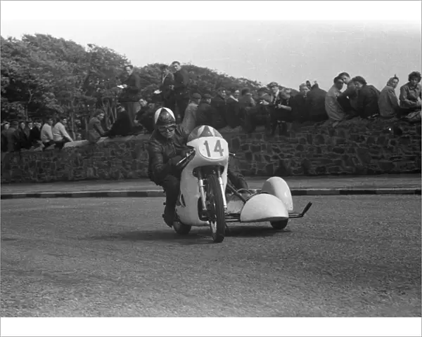 Ernest Walker & Jim Bollington (WRB Triumph) 1959 Sidecar TT