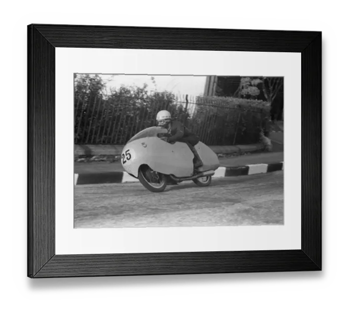 Framed Print : Carlo Ubbiali (MV) 1957 Ultra Lightweight TT