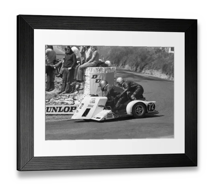 Framed Print : Reg Spooncer & John Herbert (Norton) 1973 500cc Sidecar TT Framed Print : Reg Spooncer & John Herbert (Norton) 1973 500cc Sidecar TT