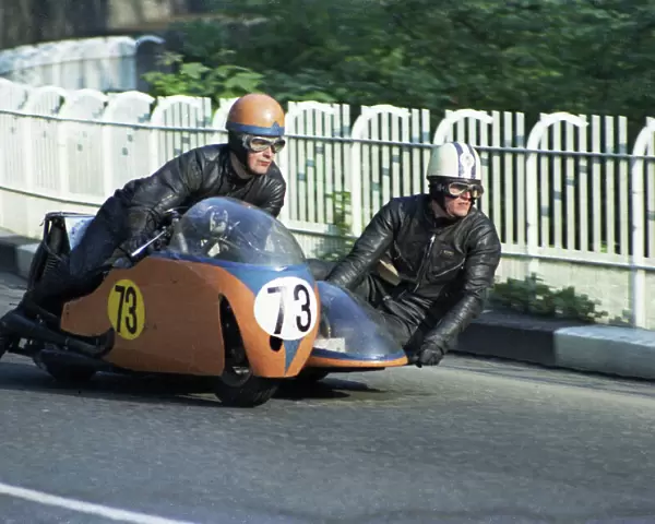 Campbell Smith & Bob Steele (BSA) 1969 750cc Sidecar TT