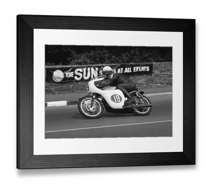 Framed Print : Bill Smith (Honda) 1966 Ultra Lightweight TT Framed Print : Bill Smith (Honda) 1966 Ultra Lightweight TT