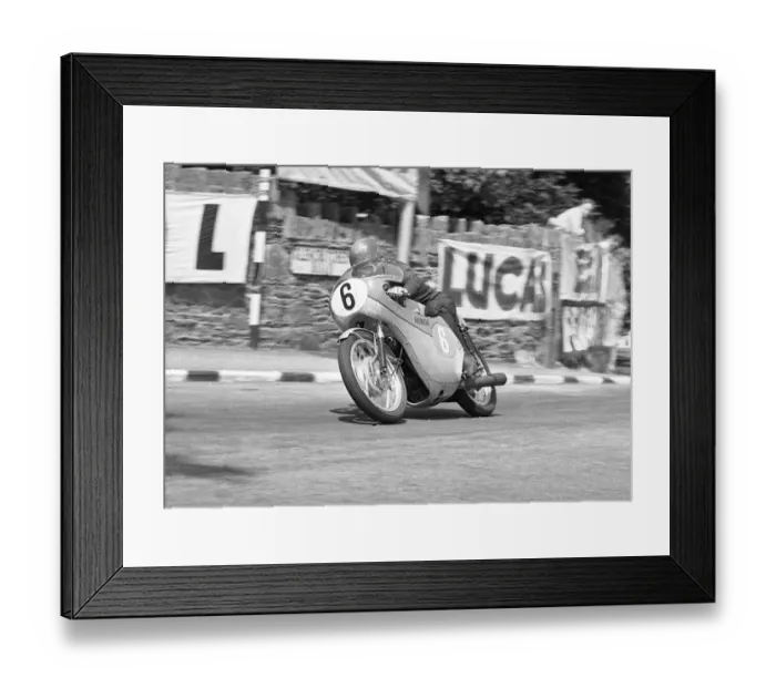 Framed Print : Kunimitsu Takahashi (Honda) 1963 Lightweight TT