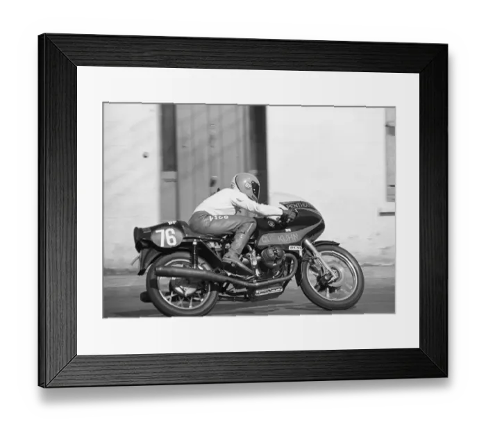 Framed Print : Martin Sharpe (Gus Kuhn BMW) 1975 Production TT
