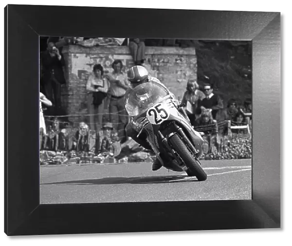 Charlie Sanby (Ducati) 1975 Production TT
