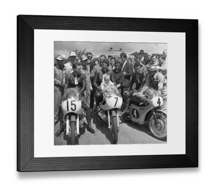 Framed Print : 1-2-3 in the 1965 Ultra Lightweight TT