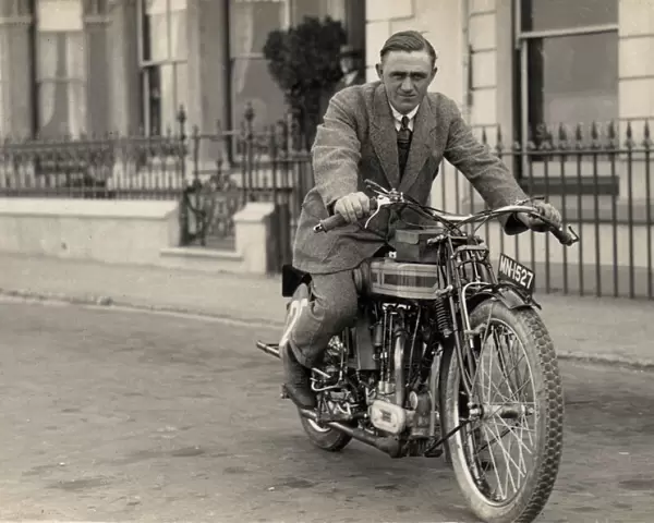 George Shemans (Triumph) 1921 Senior TT