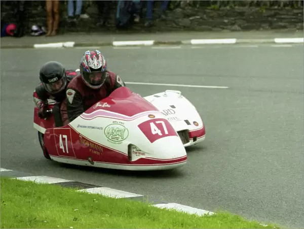 Brian Rostron & Geoff Lacey (Baker Yamaha) 2003 Sidecar TT
