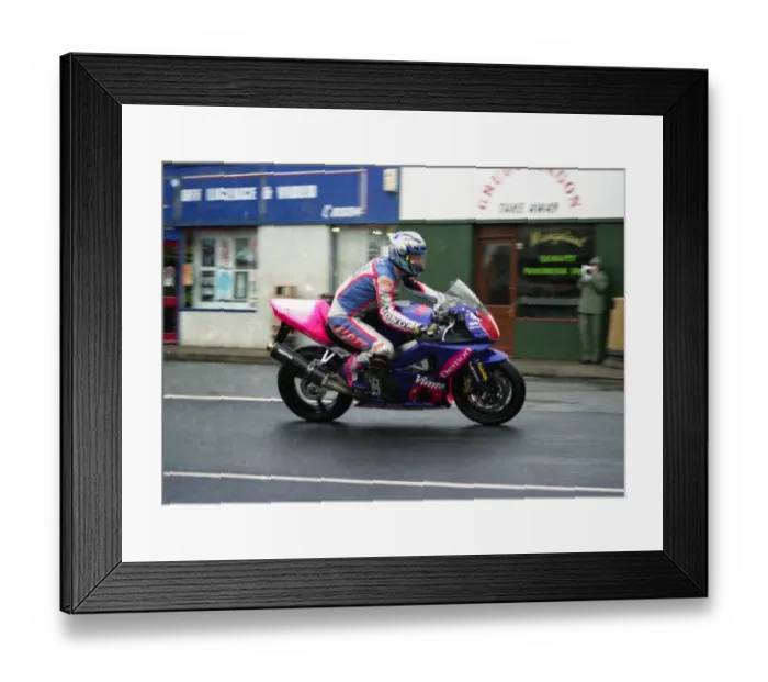 Framed Print : Richard Milky Quayle (Honda) 2000 Production TT Framed Print : Richard Milky Quayle (Honda) 2000 Production TT