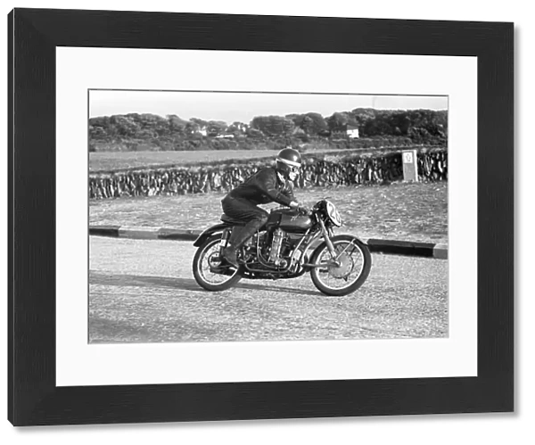 Brian Purslow (MV) 1954 Ultra Lightweight TT