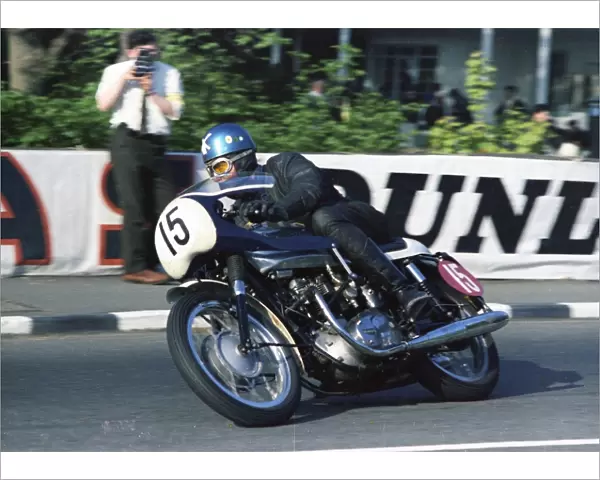 Jan Strijbis (Triumph) 1967 Production 750cc TT