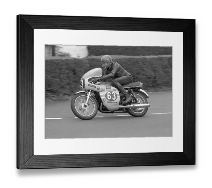 Framed Print : Bob Orton (Yamaha) 1977 Formula Three TT