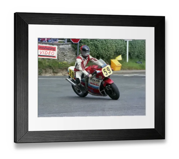 Framed Print : Roger Marchant (Suzuki) 1986 Senior TT Framed Print : Roger Marchant (Suzuki) 1986 Senior TT