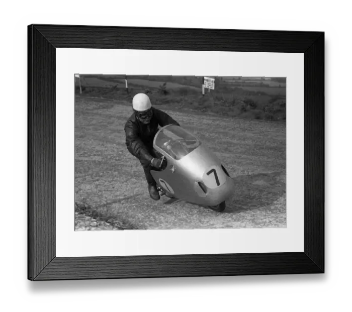 Framed Print : Bill Maddrick (MV) 1957 Ultra Lightweight TT Framed Print : Bill Maddrick (MV) 1957 Ultra Lightweight TT