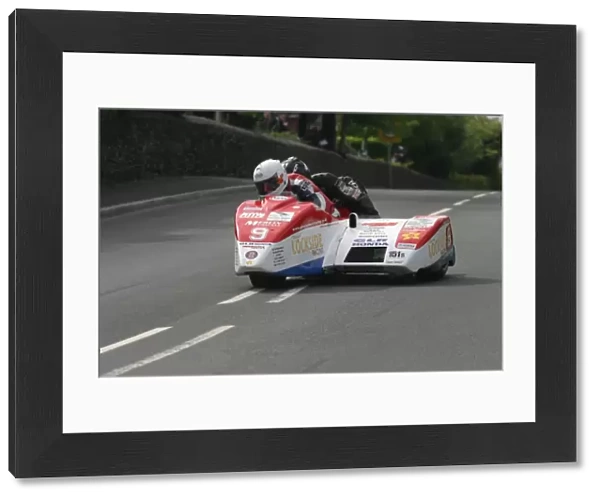 Greg Lambert & Jason Crowe (GLR Honda) 2012 Sidecar TT