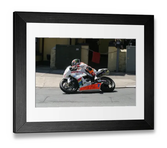 Framed Print : John McGuinness (Honda) 2012 Supersport TT Framed Print : John McGuinness (Honda) 2012 Supersport TT