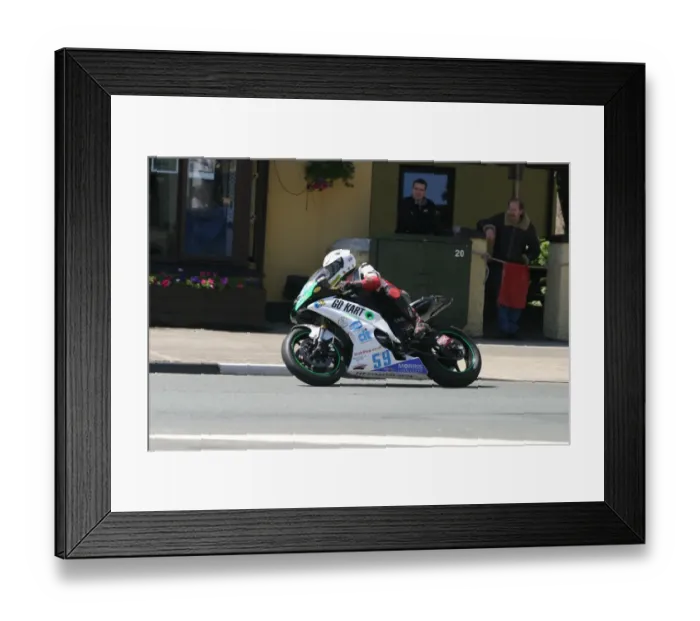 Framed Print : Phil Harvey (Yamaha) 2012 Supersport TT Framed Print : Phil Harvey (Yamaha) 2012 Supersport TT