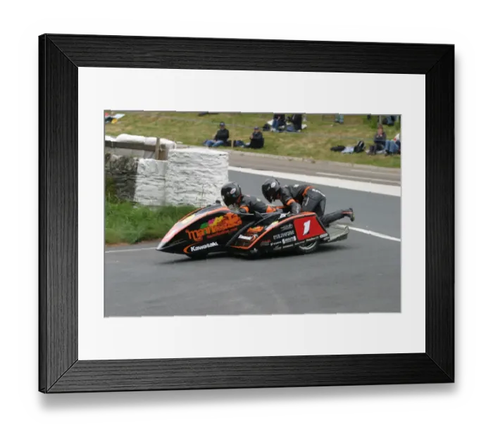 Framed Print : Dave Molyneux & Patrick Farrance (DMR Kawasaki) 2012 Sidecar TT Framed Print : Dave Molyneux & Patrick Farrance (DMR Kawasaki) 2012 Sidecar TT