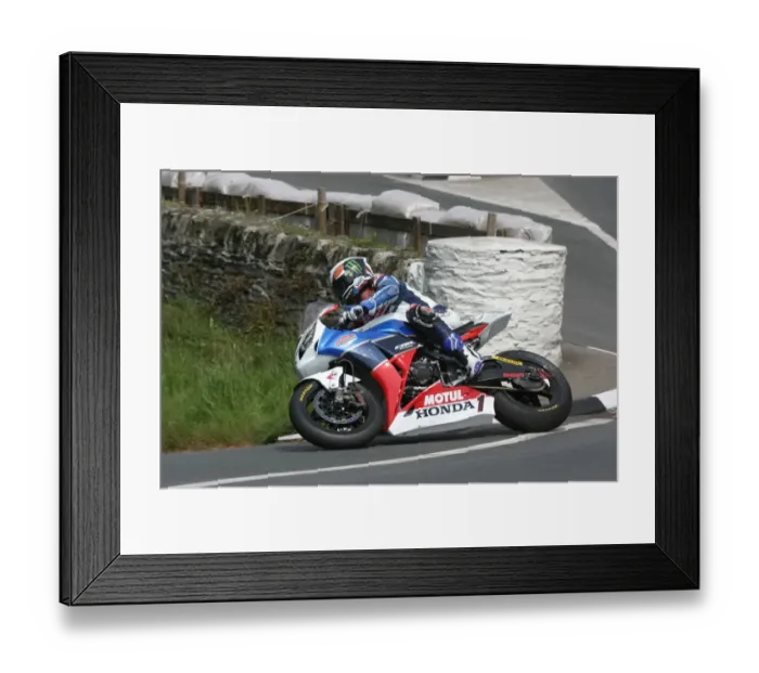 Framed Print : John McGuinness (Honda) 2012 Superbike TT Framed Print : John McGuinness (Honda) 2012 Superbike TT