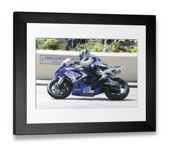 Framed Print : Robert Wilson (Kawasaki) 2012 Supersport TT Framed Print : Robert Wilson (Kawasaki) 2012 Supersport TT
