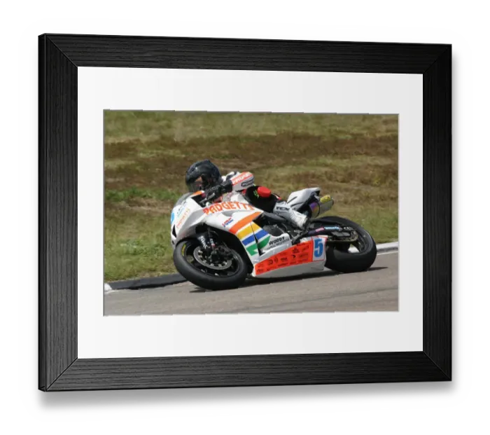 Framed Print : Bruce Anstey (Honda) 2011 Supersport TT Framed Print : Bruce Anstey (Honda) 2011 Supersport TT