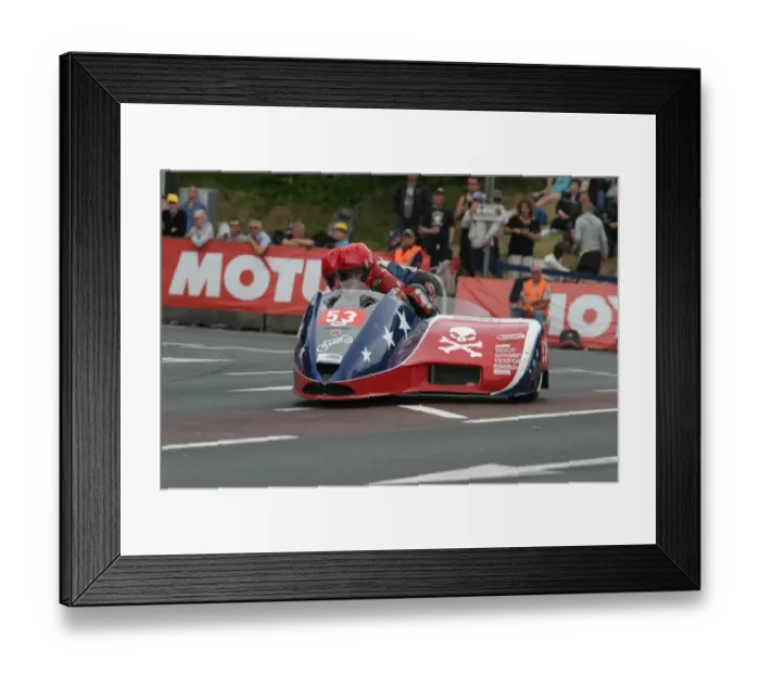 Framed Print : Remy Guignard & Frederique Poux (MR Equipe) 2011 Sidecar TT Framed Print : Remy Guignard & Frederique Poux (MR Equipe) 2011 Sidecar TT