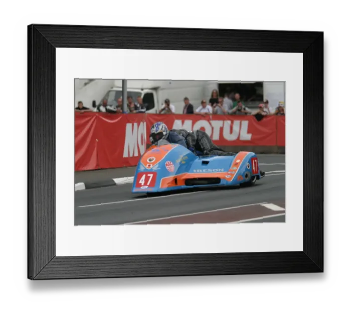 Framed Print : Andy King & Kenny Cole (Ireson) 2011 Sidecar TT Framed Print : Andy King & Kenny Cole (Ireson) 2011 Sidecar TT