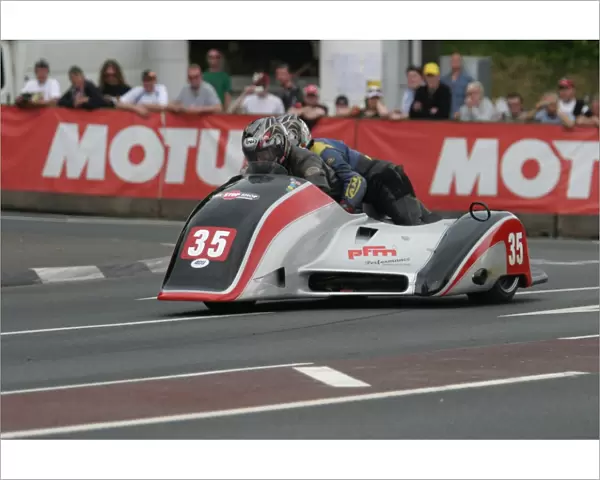 Wally Saunders & Eddie Kiff (Ireson) 2011 Sidecar TT