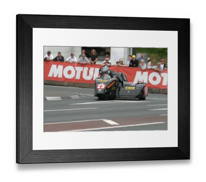 Framed Print : Brian Kelly & Dicky Gale (DMR) 2011 Sidecar TT Framed Print : Brian Kelly & Dicky Gale (DMR) 2011 Sidecar TT