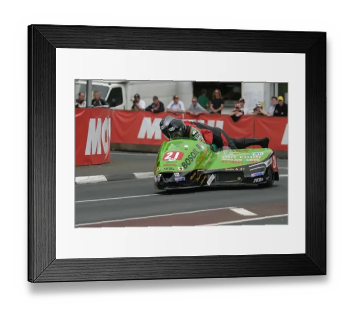 Framed Print : Kenny Howles & Peter Alton (Suzuki) 2011 Sidecar TT Framed Print : Kenny Howles & Peter Alton (Suzuki) 2011 Sidecar TT