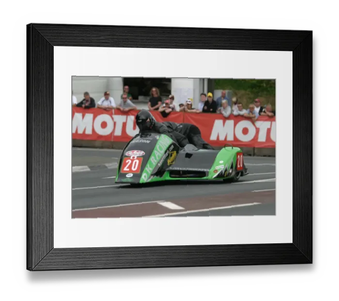 Framed Print : David Kimberley & Robert Bell (Honda) 2011 Sidecar TT Framed Print : David Kimberley & Robert Bell (Honda) 2011 Sidecar TT