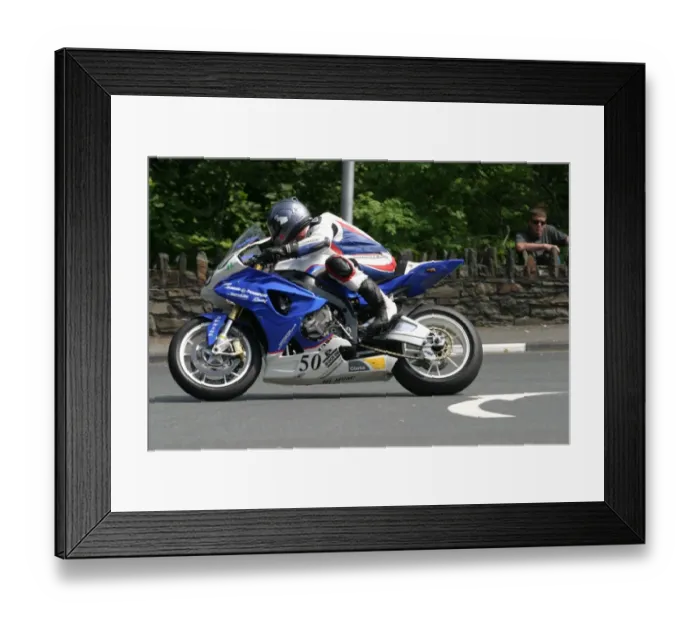 Framed Print : Scott Wilson (BMW) 2011 Superbike TT Framed Print : Scott Wilson (BMW) 2011 Superbike TT
