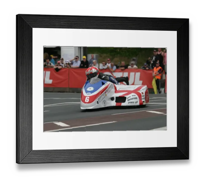 Framed Print : Conrad Harrison & Mike Aylott (Shelbourne) 2011 Sidecar TT Framed Print : Conrad Harrison & Mike Aylott (Shelbourne) 2011 Sidecar TT