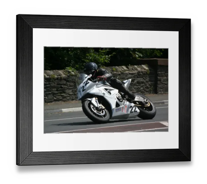 Framed Print : Mark Parrett (BMW) 2011 Superbike TT Framed Print : Mark Parrett (BMW) 2011 Superbike TT