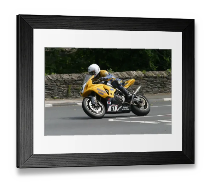 Framed Print : Alan Connor (Suzuki) 2011 Superbike TT Framed Print : Alan Connor (Suzuki) 2011 Superbike TT
