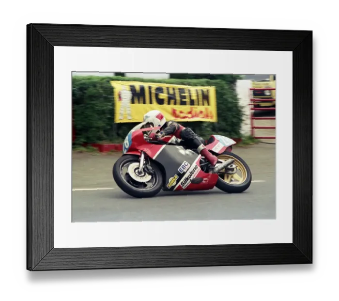 Framed Print : Steve Hislop (Yamaha) 1987 Junior TT Framed Print : Steve Hislop (Yamaha) 1987 Junior TT