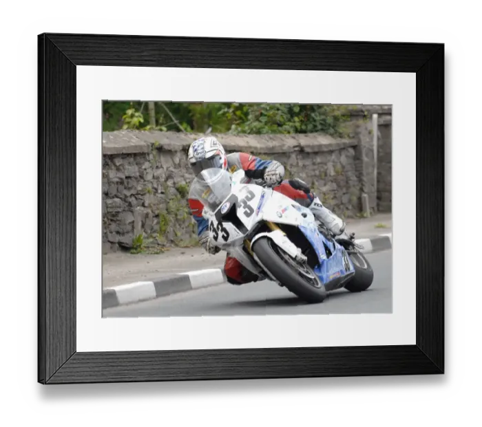 Framed Print : Paul Shoesmith (BMW) 2011 Superbike TT Framed Print : Paul Shoesmith (BMW) 2011 Superbike TT