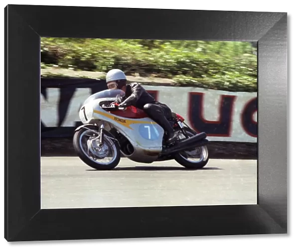 Jim Redman (Honda) 1965 Junior TT