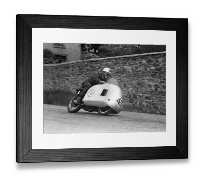 Framed Print : Bob McIntyre (Norton) 1955 Junior TT Framed Print : Bob McIntyre (Norton) 1955 Junior TT