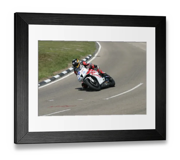 Framed Print : Guy Martin (Honda) 2007 Supersport TT