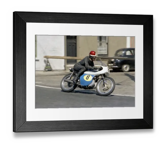 Framed Print : Percy Tait (Triumph) 1968 Senior TT Framed Print : Percy Tait (Triumph) 1968 Senior TT