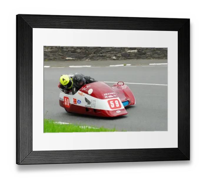 Framed Print : Nigel Smith & Peter Burgess (Honda Ireson) 2013 Sidecar TT Framed Print : Nigel Smith & Peter Burgess (Honda Ireson) 2013 Sidecar TT