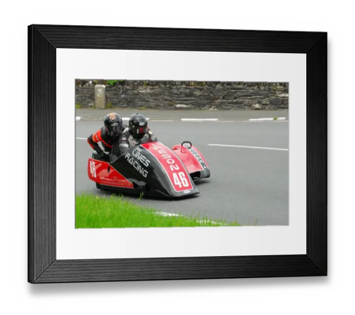Framed Print : Michael Lines & Julie Hanks-Elliott (Ireson Honda) 2013 Sidecar TT Framed Print : Michael Lines & Julie Hanks-Elliott (Ireson Honda) 2013 Sidecar TT