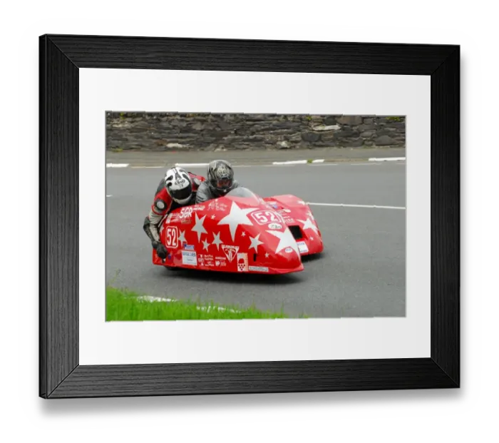 Framed Print : Estelle Leblond & Sebastien Lavorel (SGR) 2013 Sidecar TT Framed Print : Estelle Leblond & Sebastien Lavorel (SGR) 2013 Sidecar TT