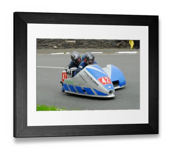 Framed Print : Nick Houghton & Paul Thomas (Baker Yamaha) 2013 Sidecar TT Framed Print : Nick Houghton & Paul Thomas (Baker Yamaha) 2013 Sidecar TT